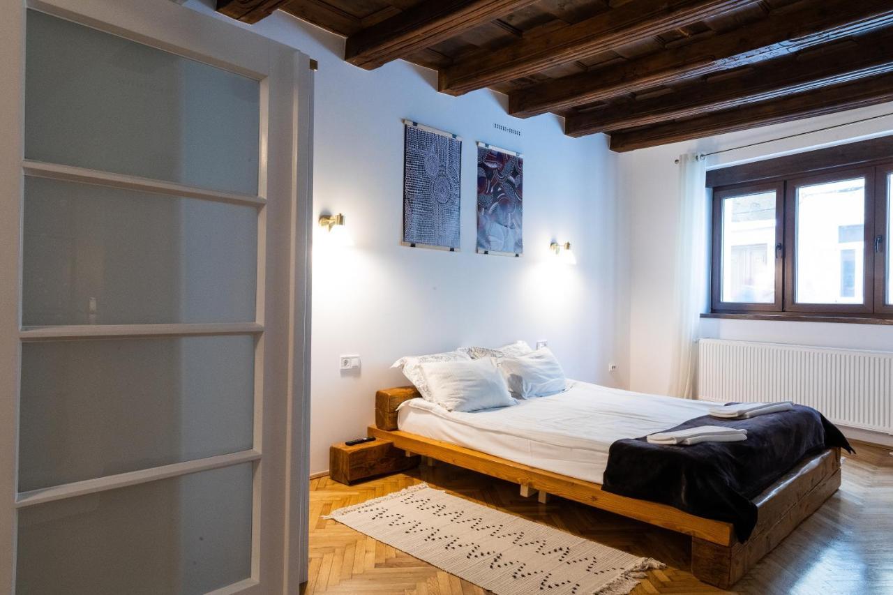 Casa Postavarului Брашов Экстерьер фото