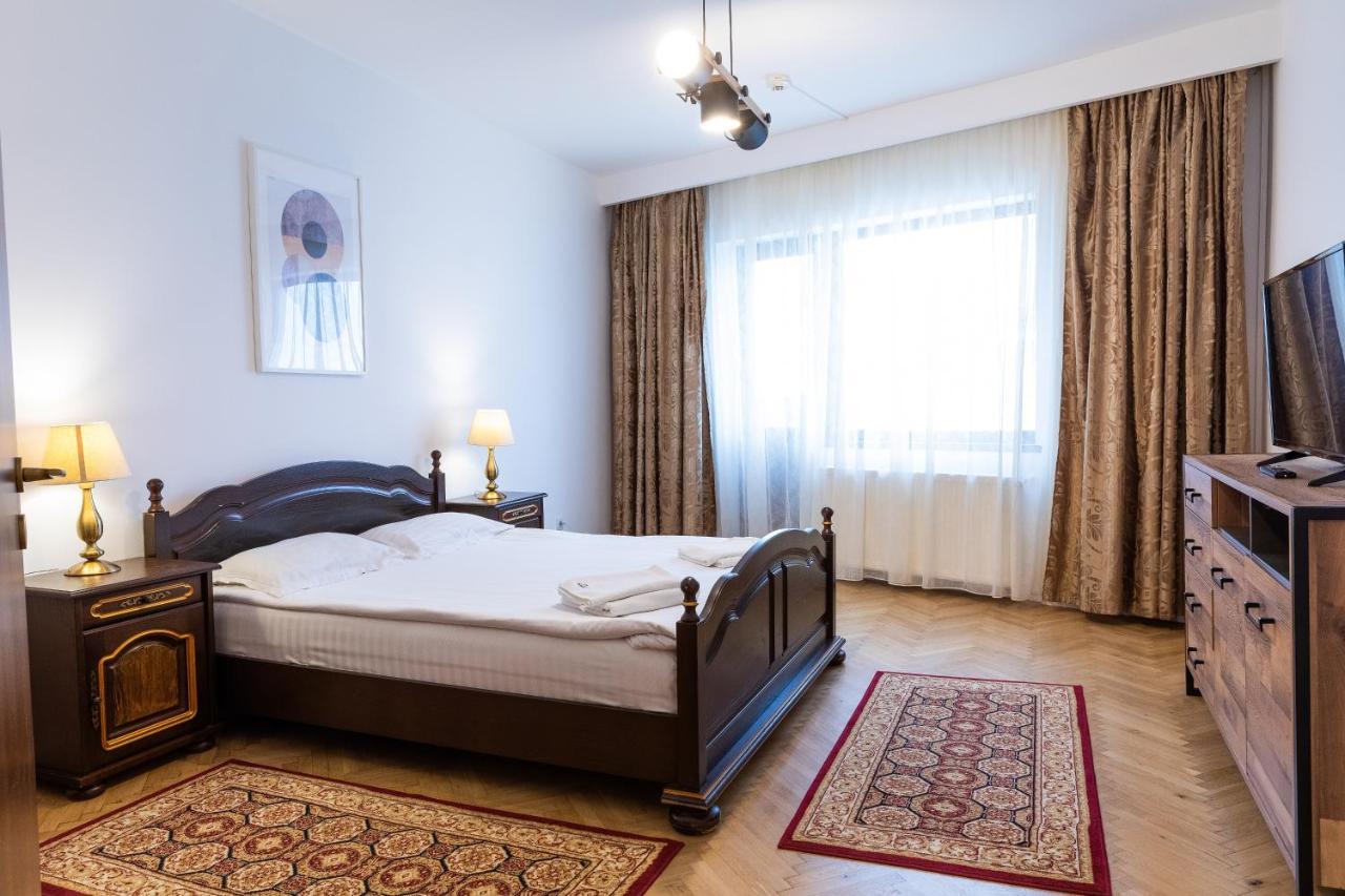 Casa Postavarului Брашов Экстерьер фото