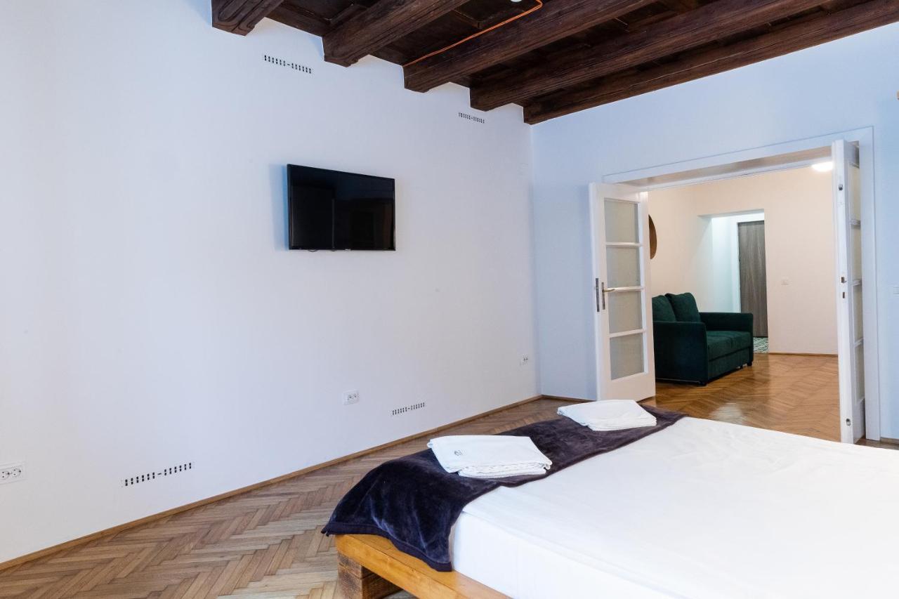 Casa Postavarului Брашов Экстерьер фото